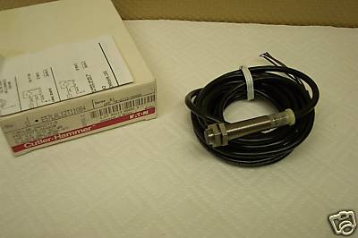 CUTLER HAMMER E57LAL12T110S4 PROXIMITY SENSOR NEW CONDITION IN BOX