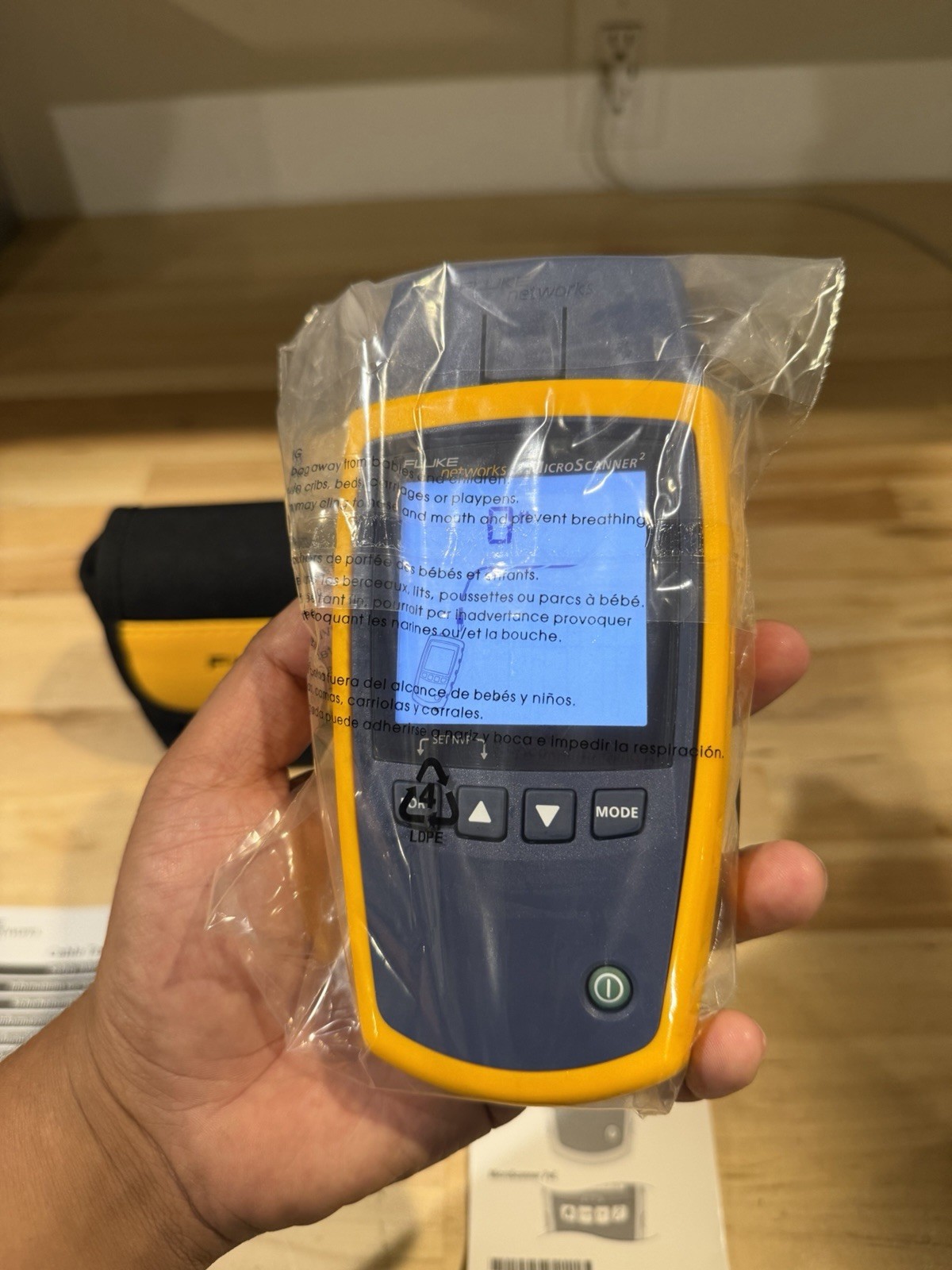 FLUKE NETWORKS MICROSCANNER 2 CABLE VERIFIER TESTER (TESTED)