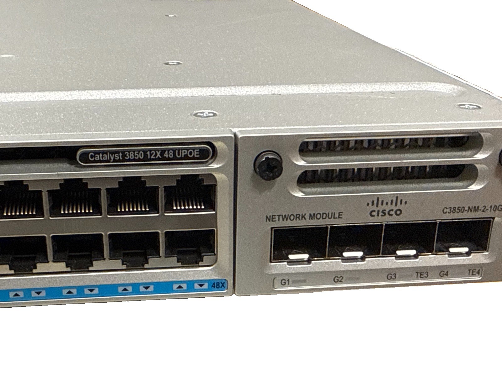 Cisco Catalyst 3850 (WSC385012X48UE) 48 Port Rack Mountable Catalyst Switch