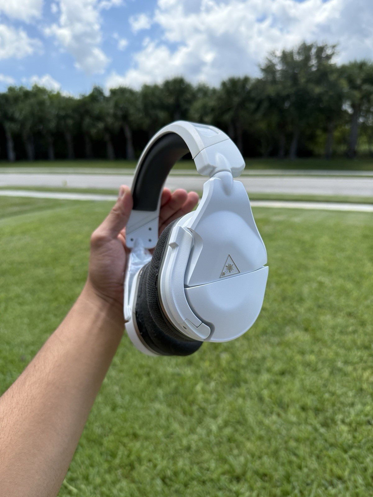 Turtle Beach Stealth 600 White Over-Ear Headphones! Working Condition!