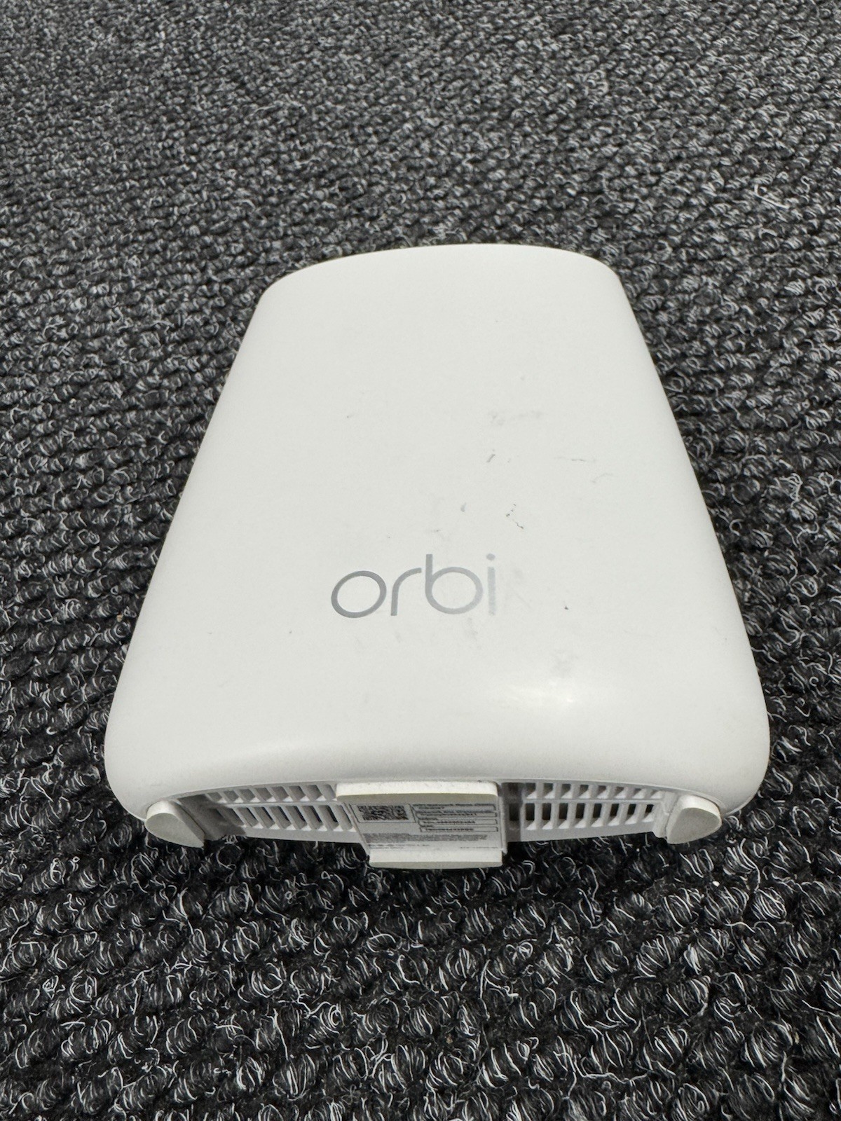 NETGEAR Orbi RBS20 AC2200 Tri-band mesh WiFi satellite
