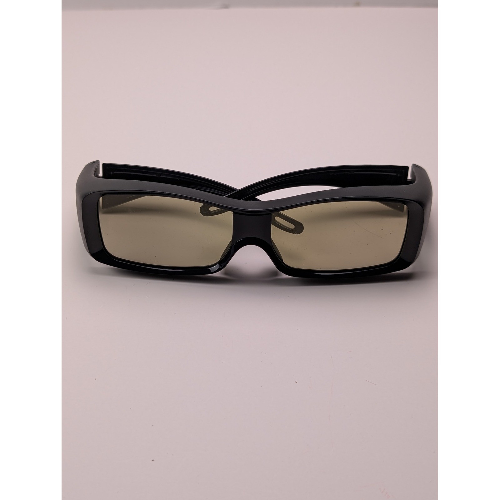 Toshiba RealD 3D Active Shutter Glasses FPT-AG01 OS Black Home Theater Accessory