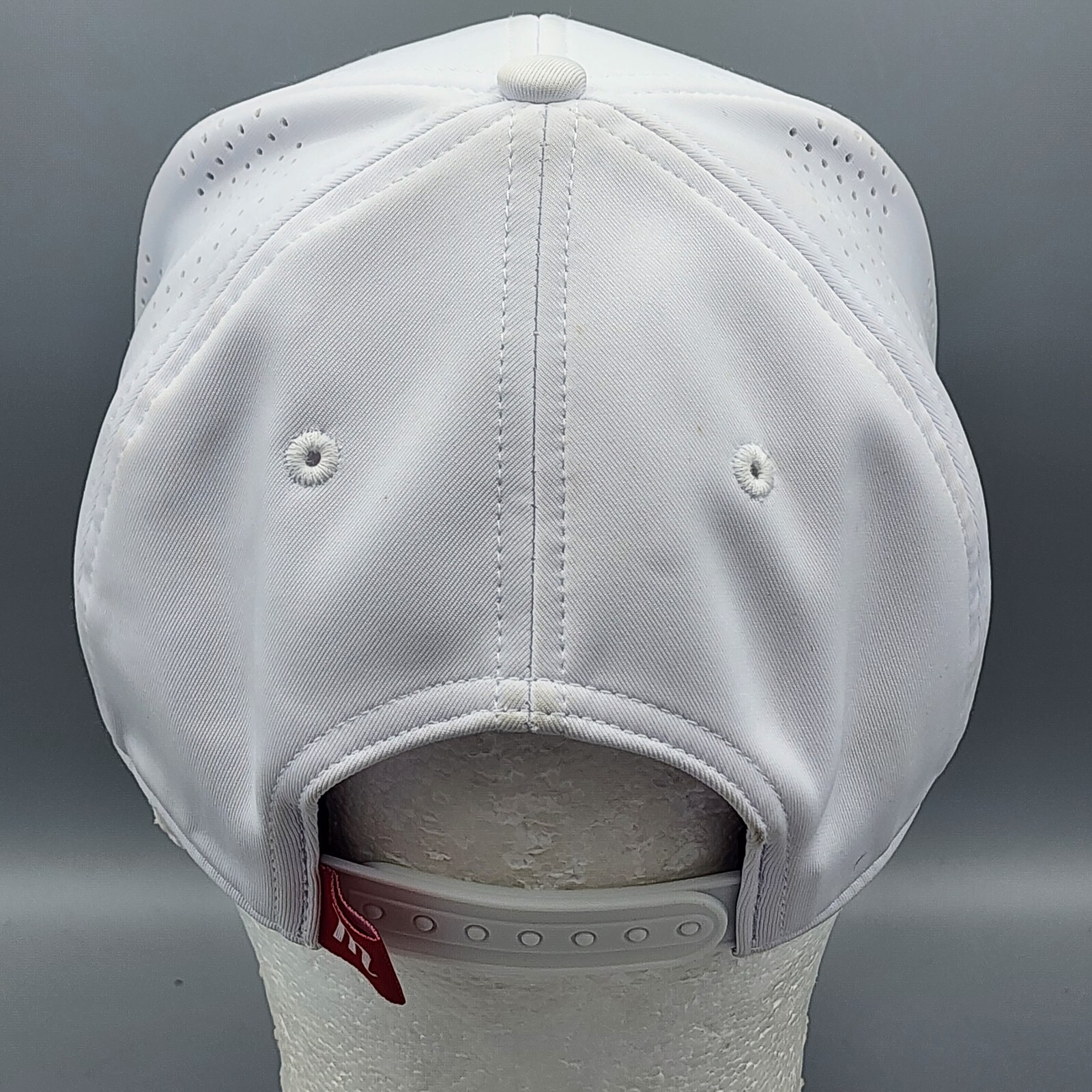 Marucci M ST/23 Performance Snapback Baseball/Softball Vented Hat Cap White