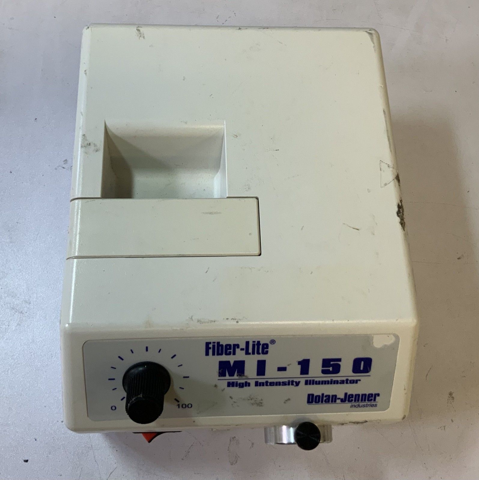 Dolan-Jenner MI-150 Fiber-Lite High Intensity Illuminator, White "C2D"