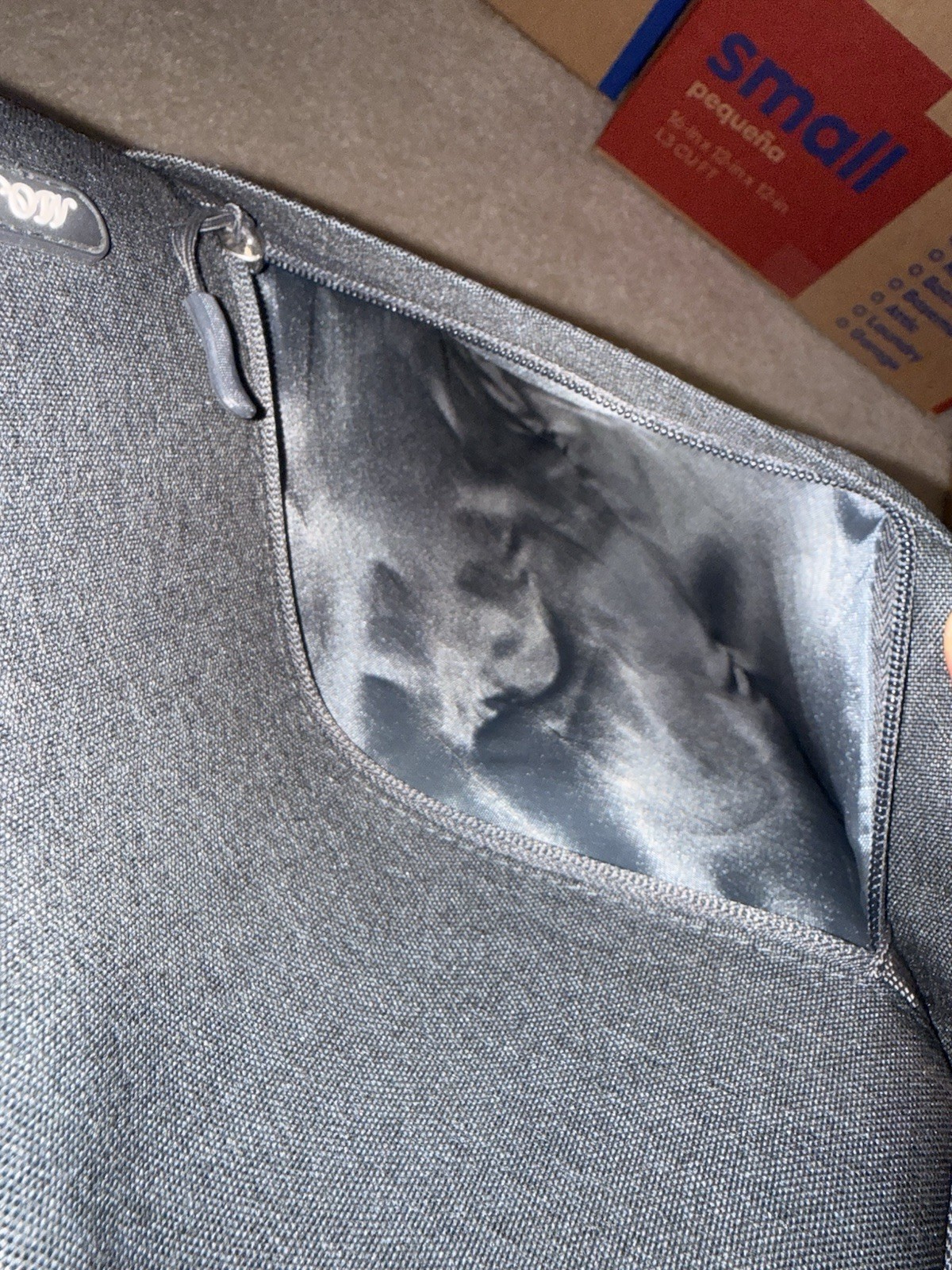 USED MOSISO Laptop Sleeve