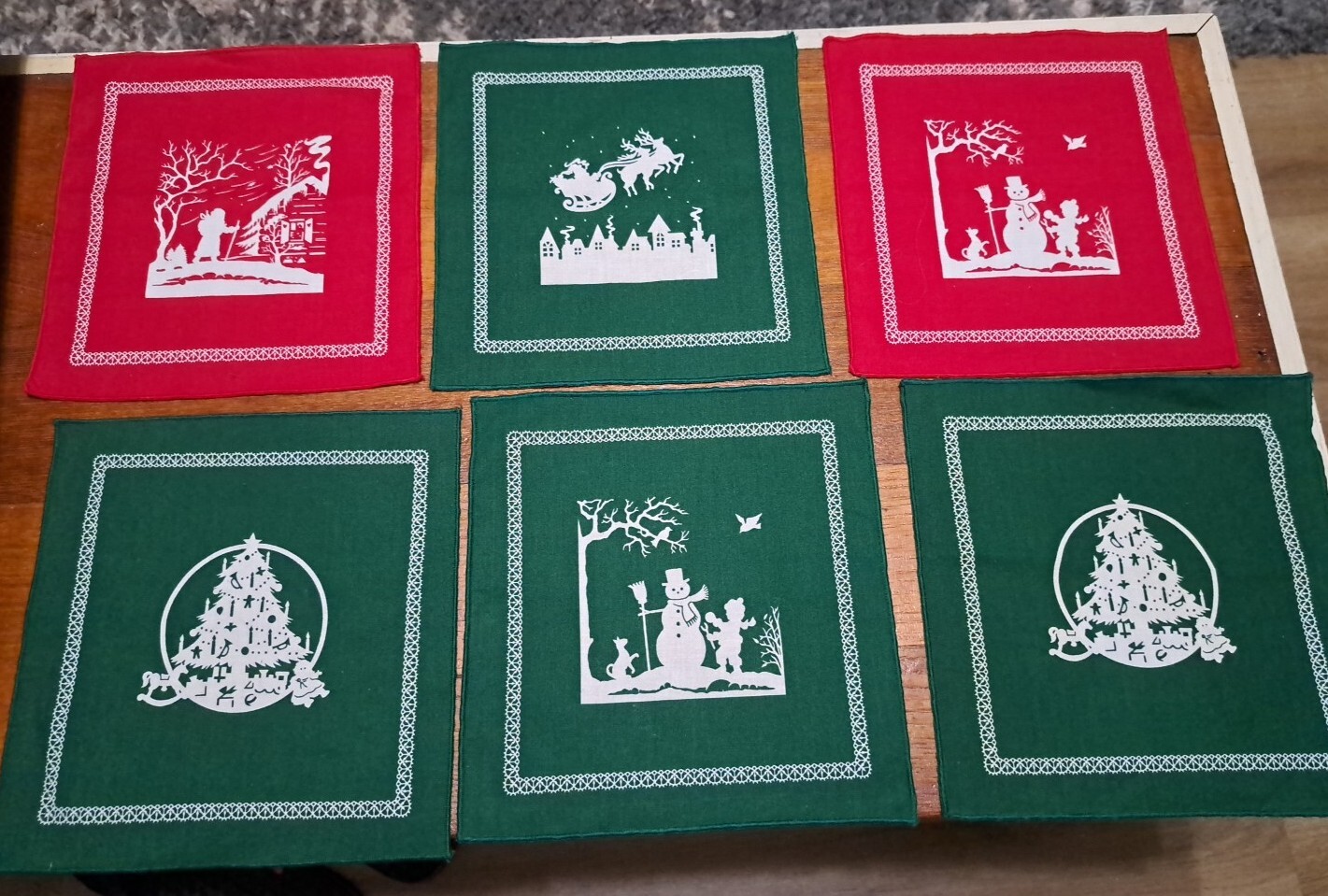 Cranston Christmas Fabric Silhouettes 6 Picture Book  Patches 8.5x8 Bound Edges