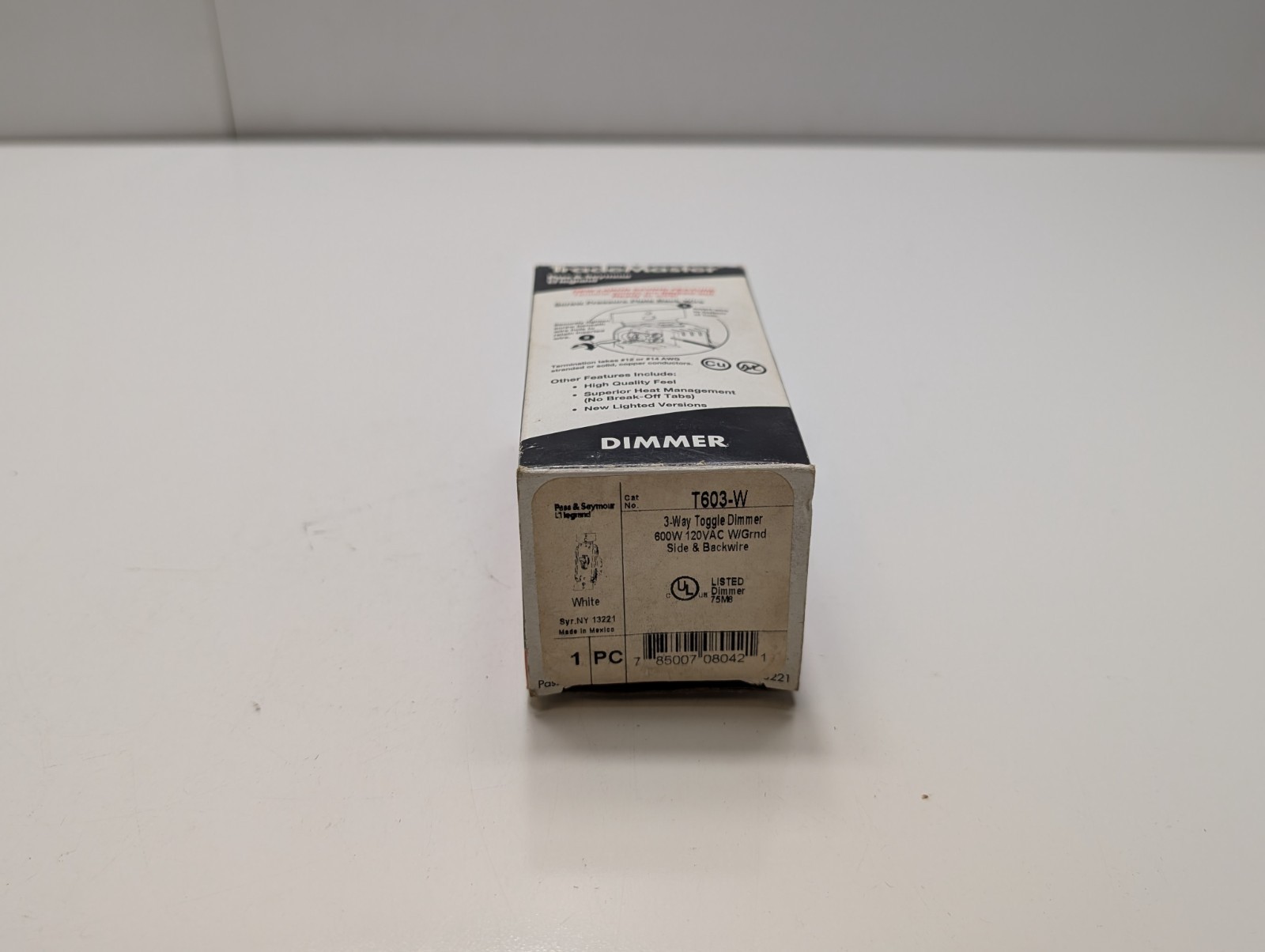 PASS & SEYMOUR T603W White Trade Master Toggle Dimmer 3-Way
