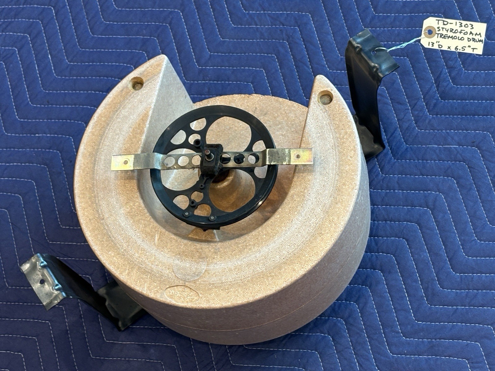 Leslie Tremolo Drum, 13"dia x 6.5" H Foam Drum with mounting brackets TD-1303