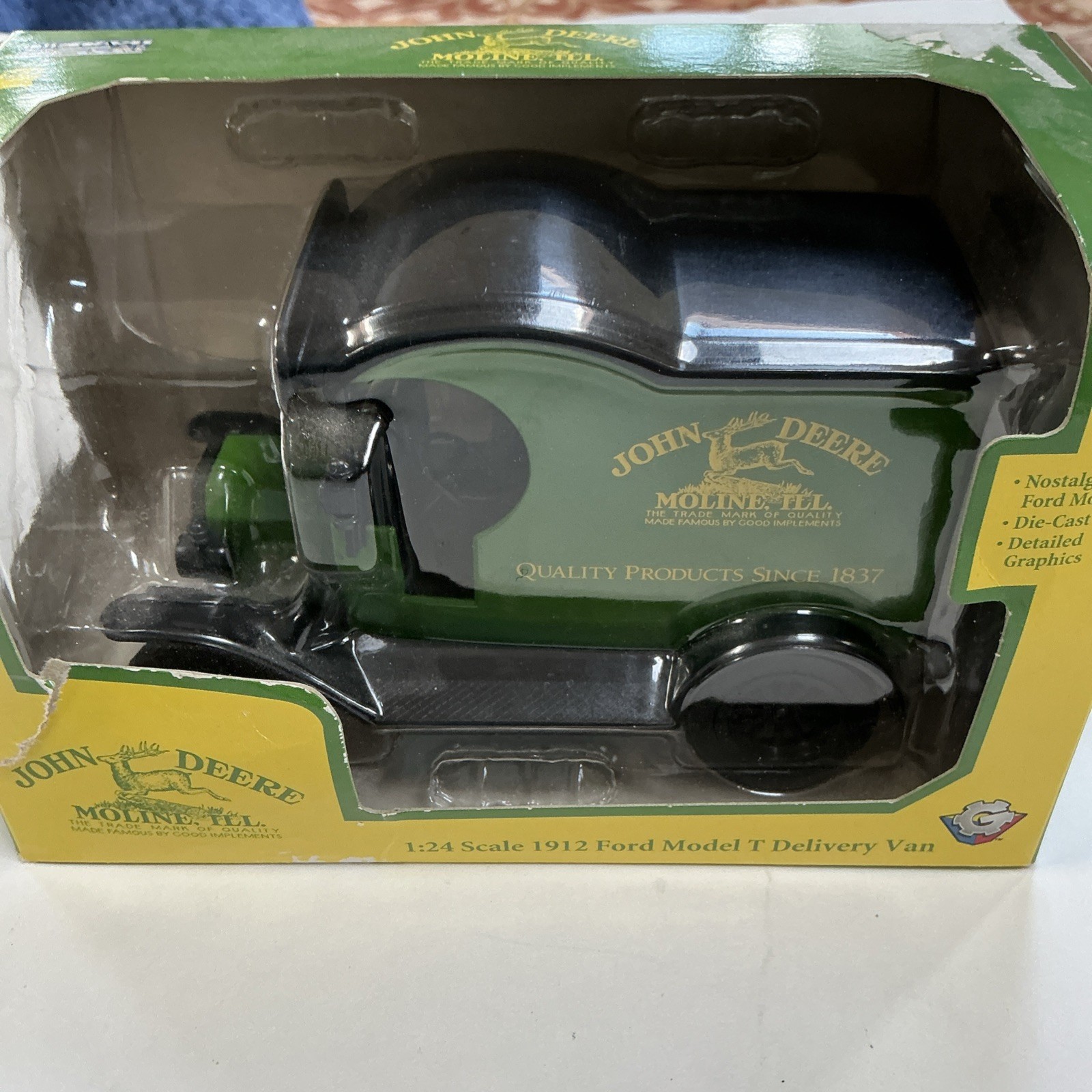 JOHN DEERE, 1912 Ford Model T Delivery Van, Gearbox Toys, Die Cast 1:24, NIB