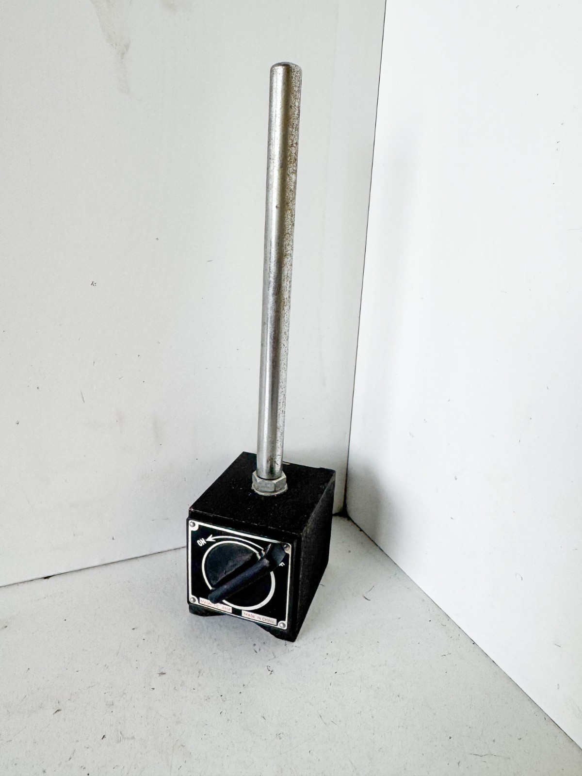 Magnetic Indicator Base Dial Indicator Holder (EL15)