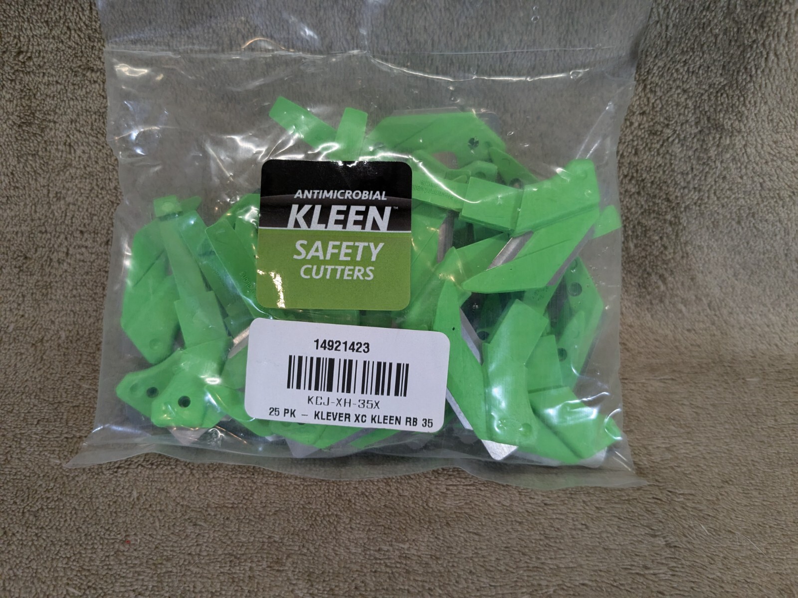 25 Pack of KLEVER KCJ-XH-35X Antimicrobial Replacement Head 60PR38