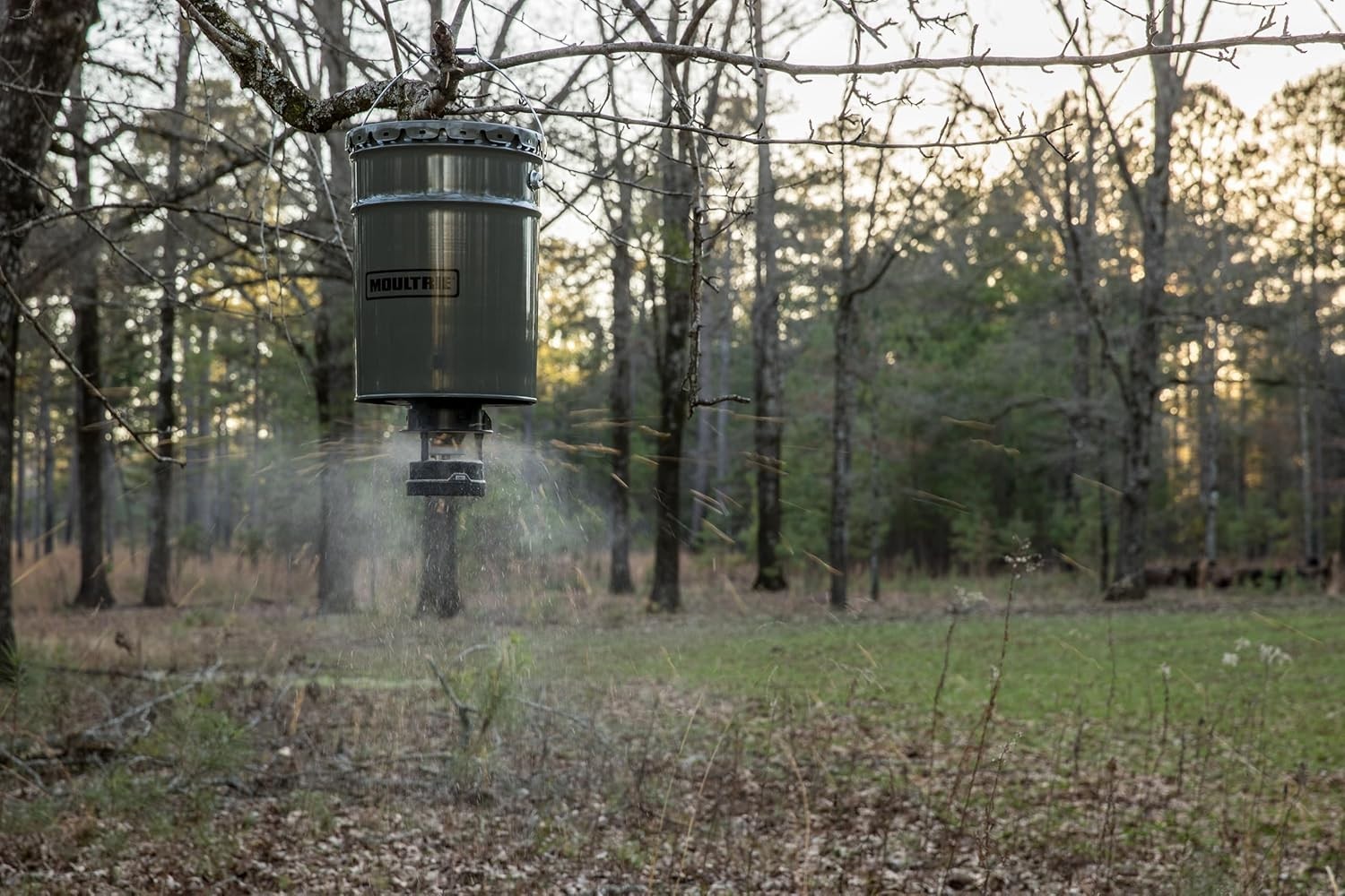 Durable 40 lb Metal Hopper Deer Feeder - Bluetooth Control & Weatherproof Design
