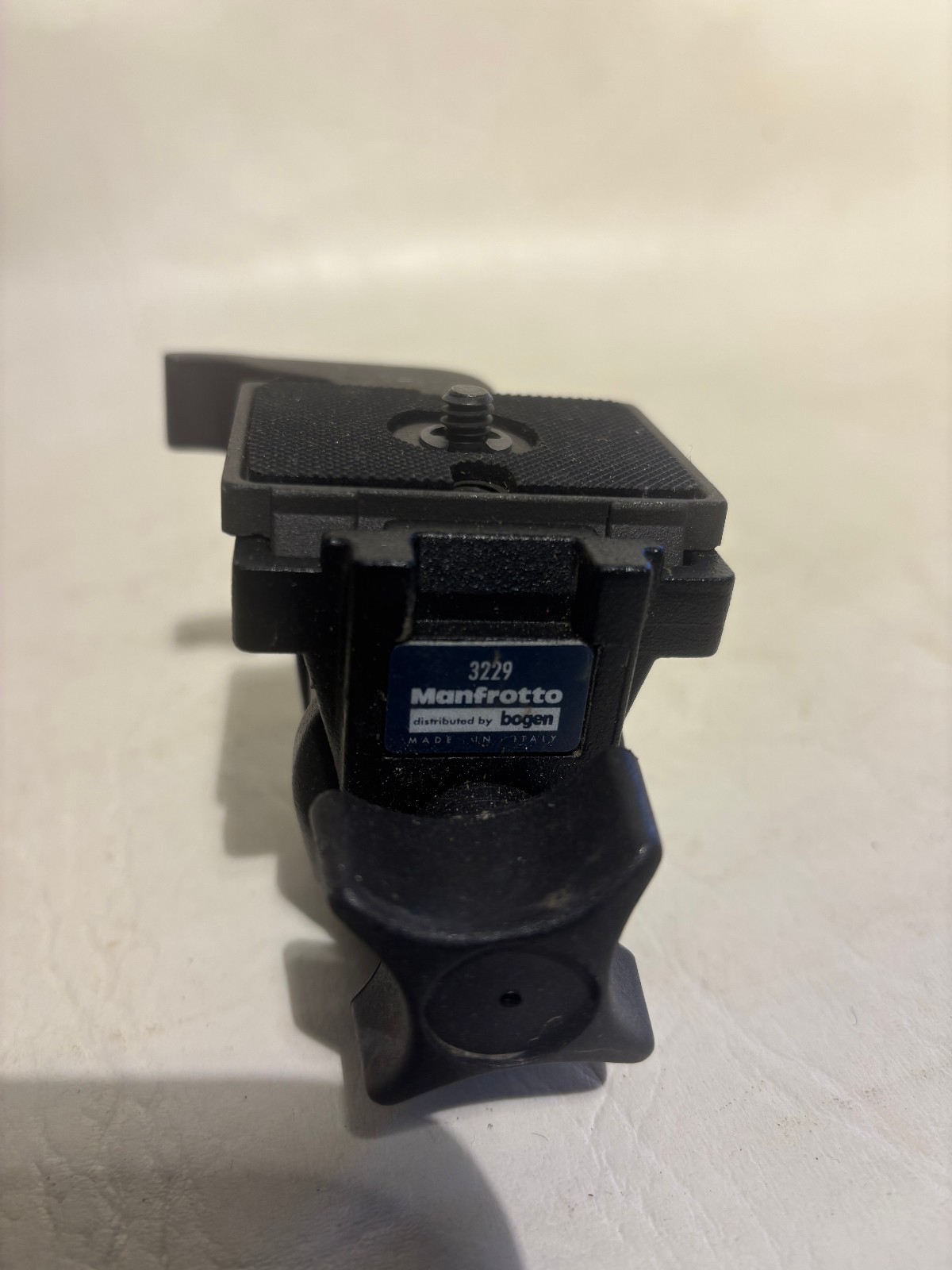 MANFROTTO 3229 Quick Release Swivel Tilt Head