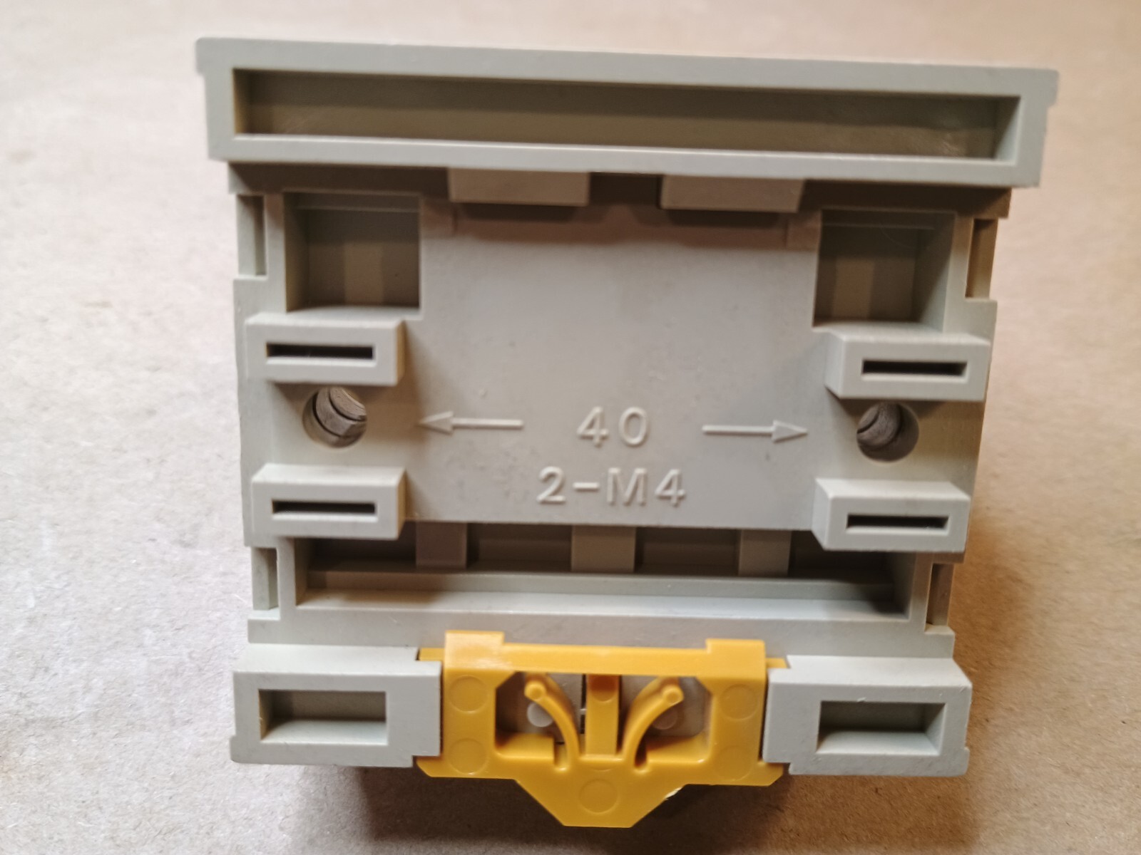 Omron P7LF-06 DIN Mount Relay Socket / Base, 6 Position, 277VAC, 30A
