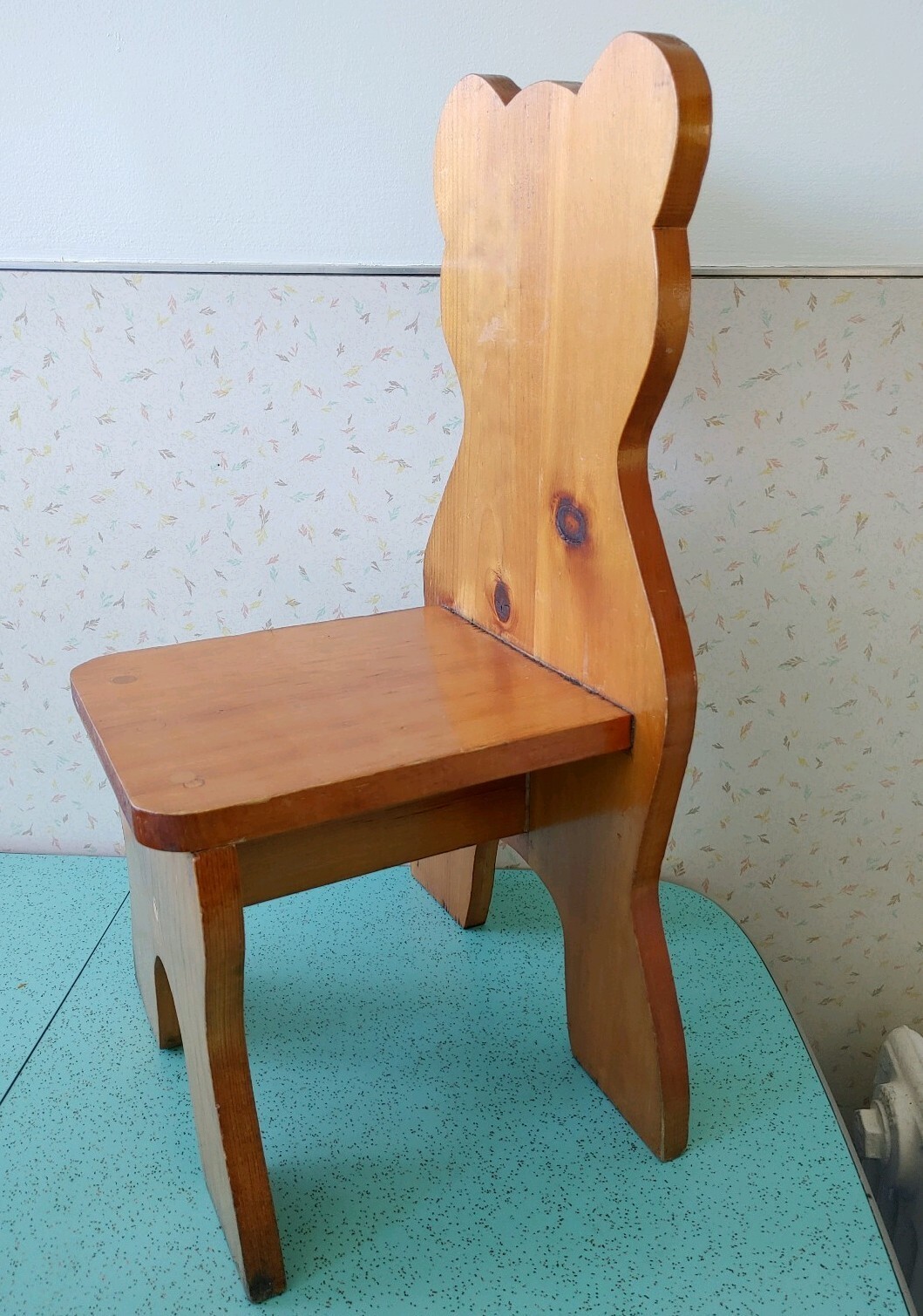 Teddy Bear Shaped Child's Chair Great DIY Painting Project About 22.5" High