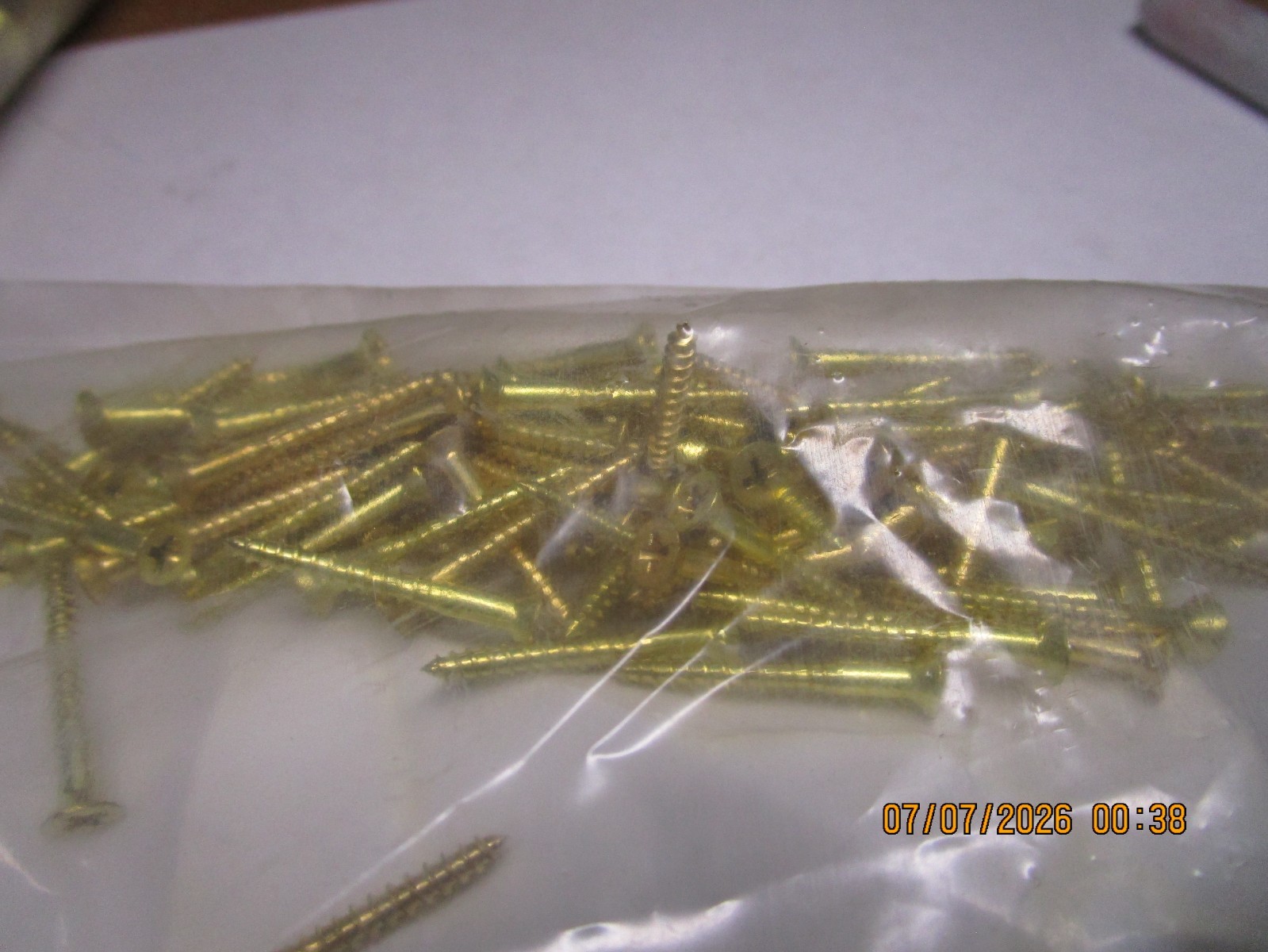 #4-22 x 1" Flat Head Phillips Sharp Point Plain Finish Brass Wood Screw QTY 100