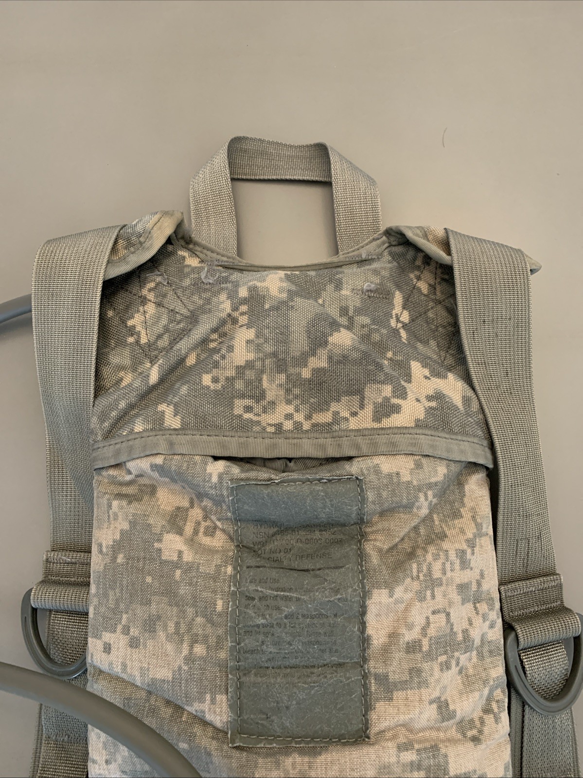 US Army Molle Hydration System Carrier w/ Camelback Hydromax Bladder