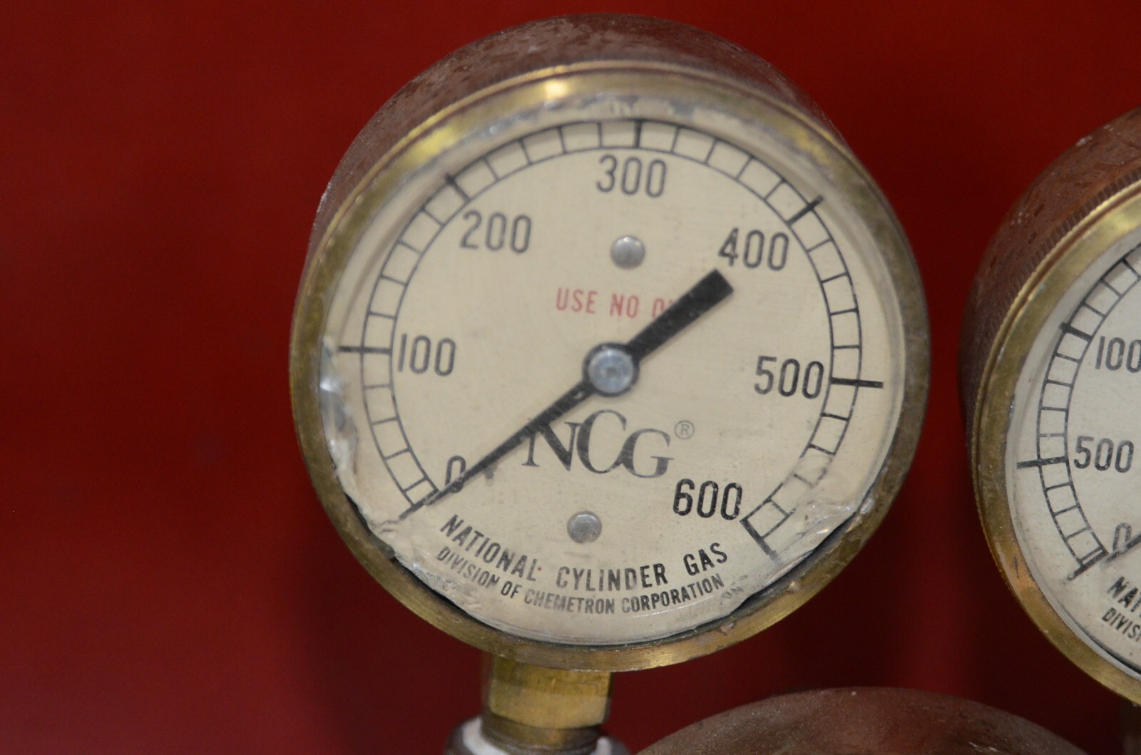 NCG Oxygen Regulator N1602 Gauges Supply Scott Splitter Disconnect Vtg Medical