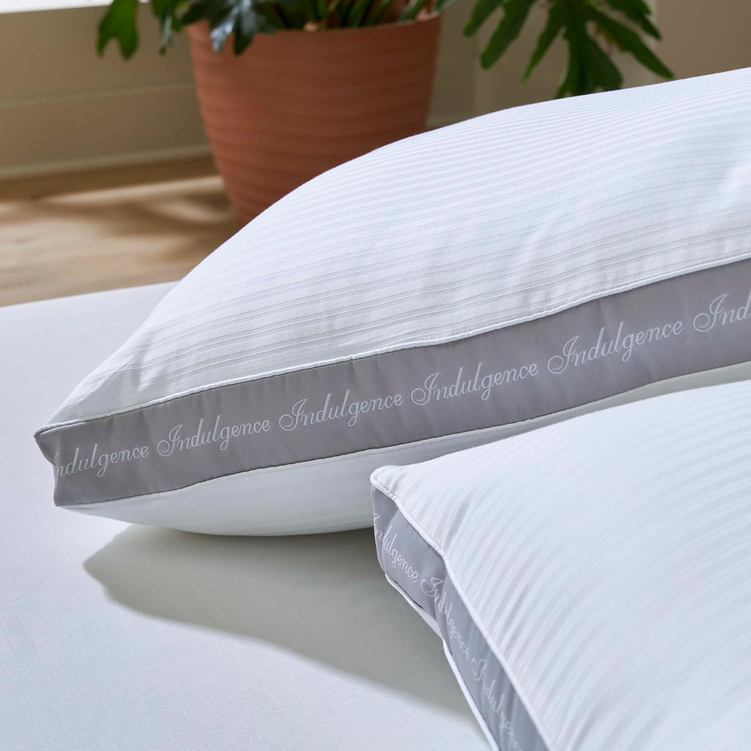 Indulgence Synthetic down Pillow | Side Sleeper (Standard/Queen)