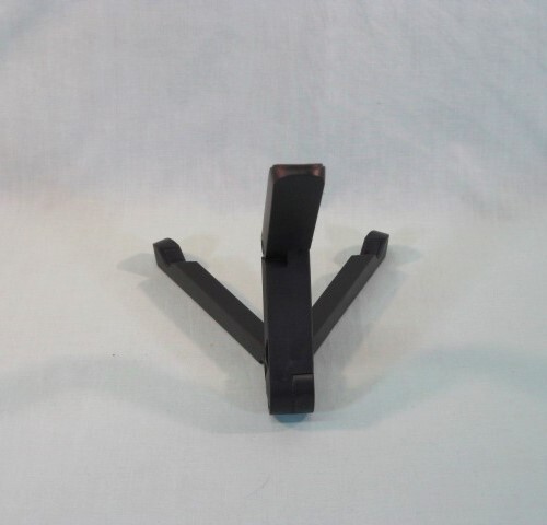 FOLDING STAND for iPad or Tablet by Digital Basics NEW Black Desktop