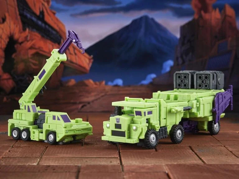 Studio Series Commander Constructicons Long Haul & Hook Action Figure 2-Pack