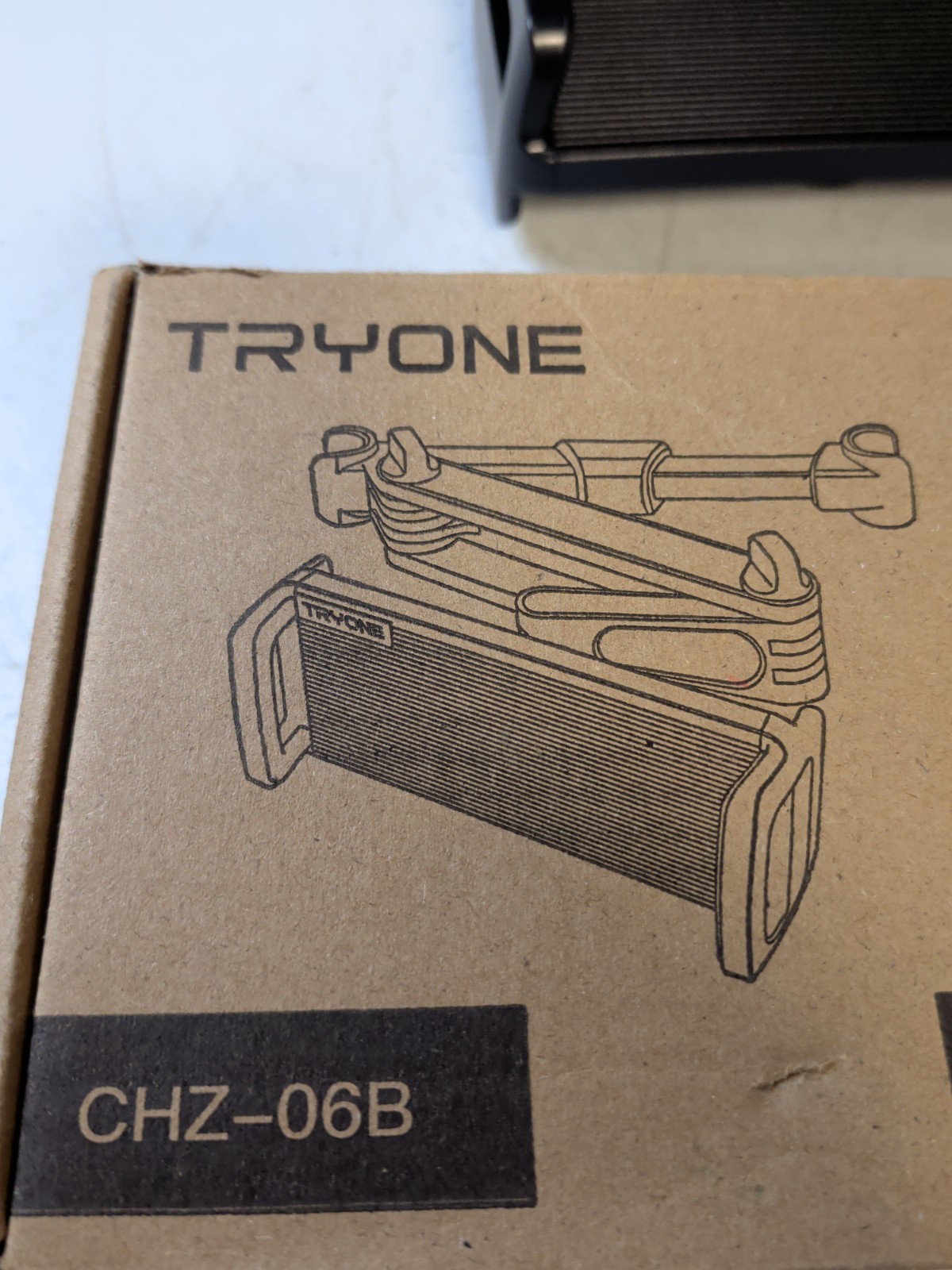 Tryone Car Headrest Tablet Mount 4.9-5.9”