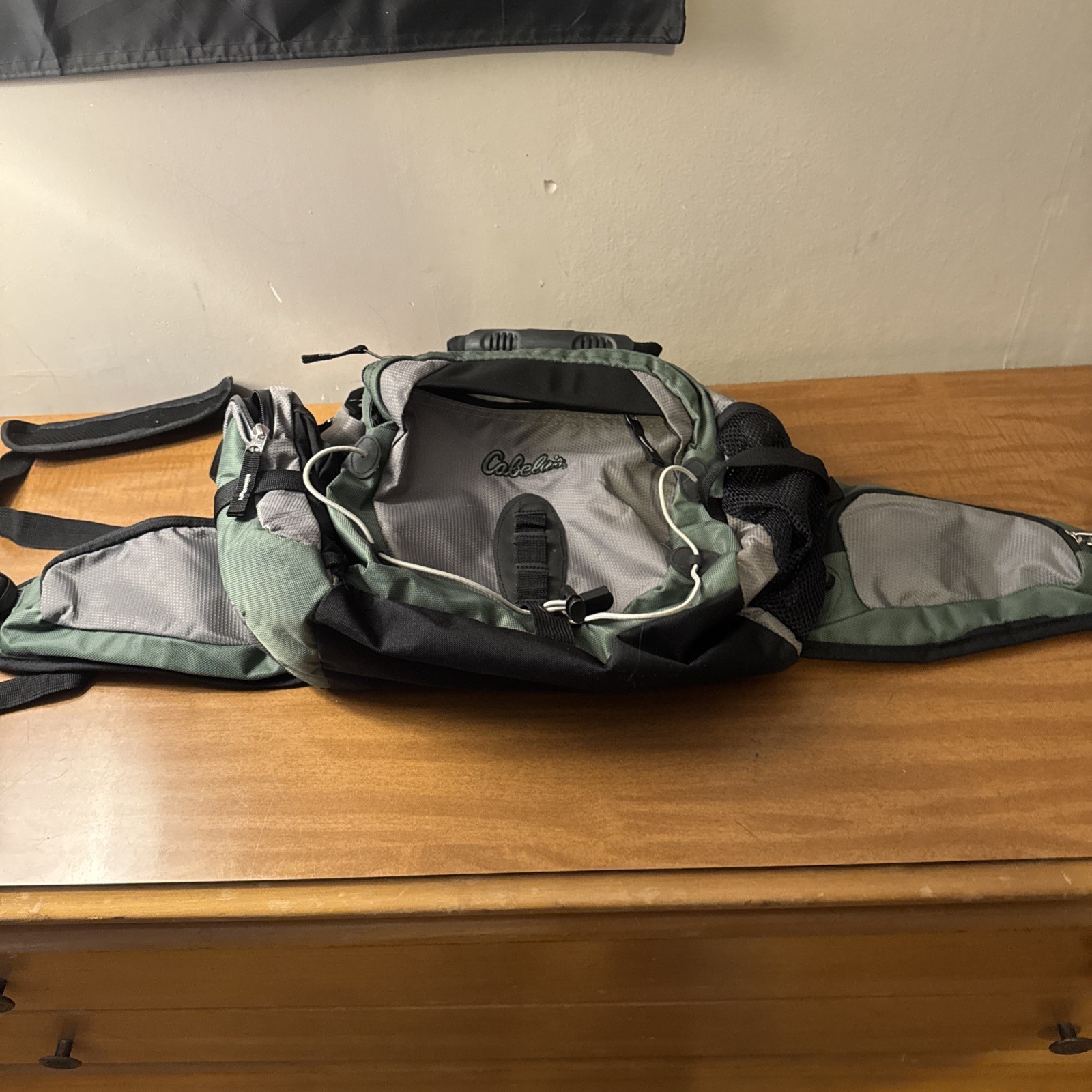 Cabela's Hunting Fishing Cross Peak Green Gray XXL Fanny Pack
