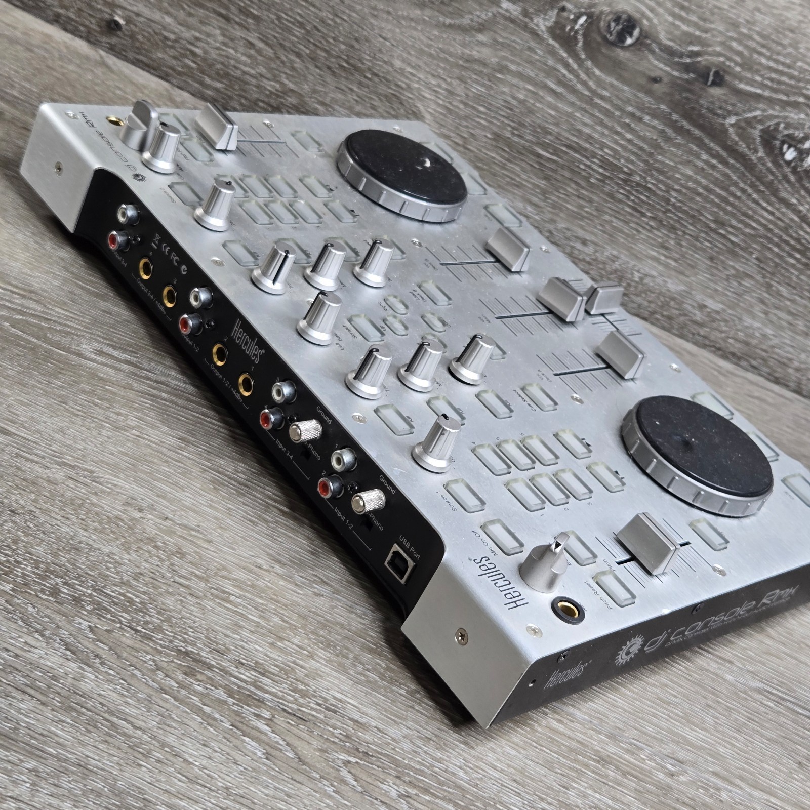 Hercules DJ Console RMX DJ Controller 4-In/4-Out USB Audio Interface w/ Carrying