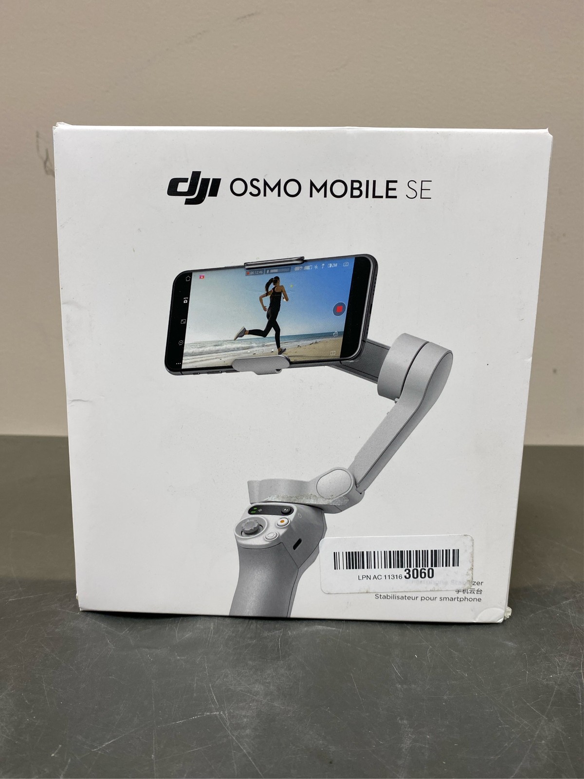 DJI Osmo Mobile SE Smartphone Stabilizer: Camera Mount Tripod, Black 1