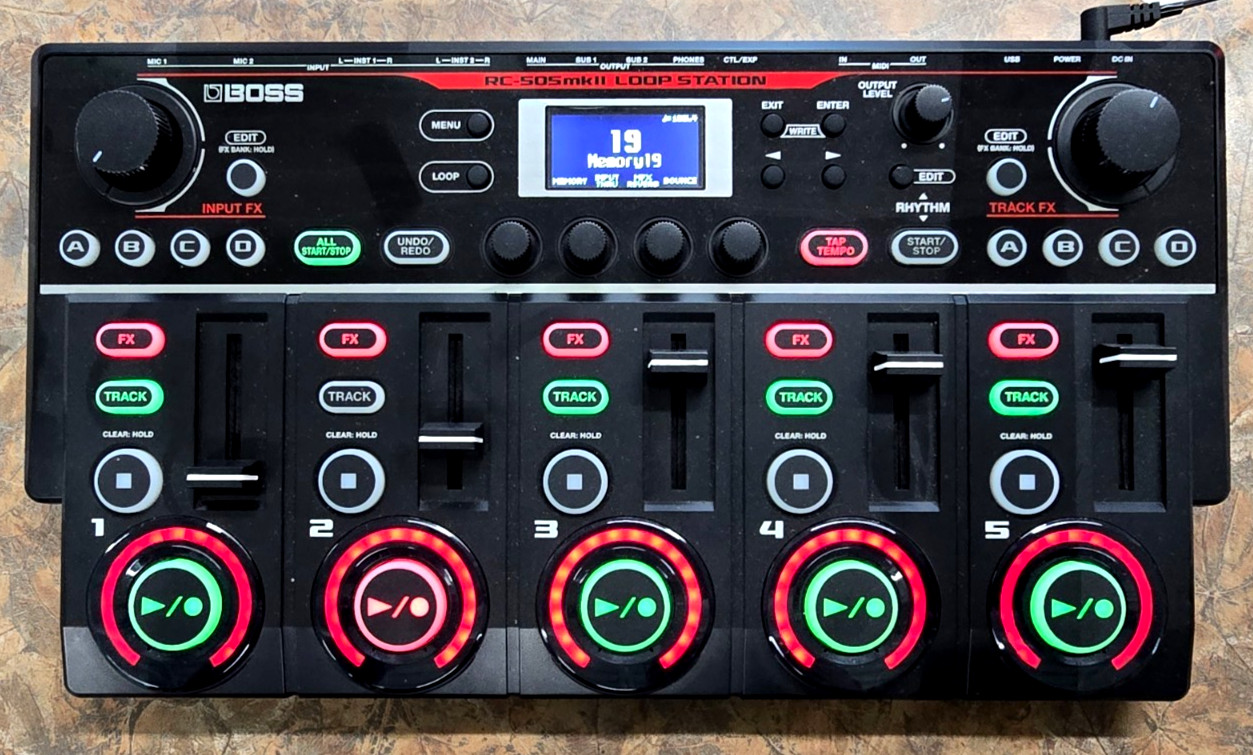 BOSS RC-505 Tabletop Loop Station - TESTED