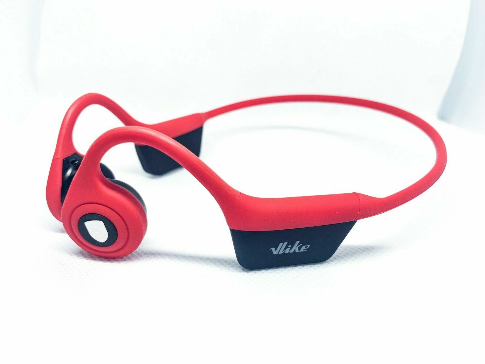 Open-Ear Design Bone Conduction Headphones without Bluetooth for Workouts