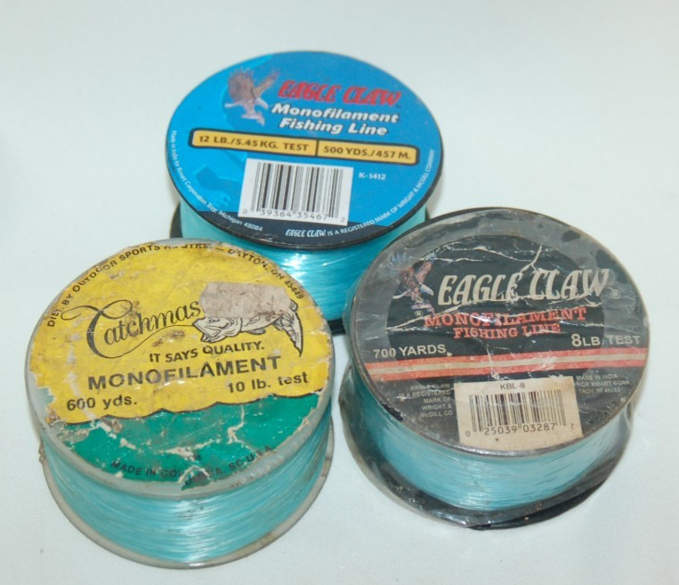 LOT OF VINTAGE FISHING LINE 3 SPOOLS 2 EAGLE CLAW ONE CATCH MASTER FOR DISPLAY