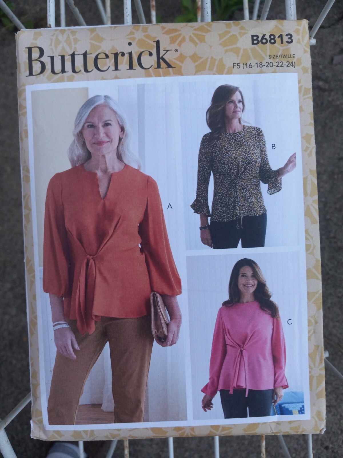 BRAND NEW/UNCUT Butterick B6813 Misses Tops Pattern 3 Variations (Sizes 16-24)