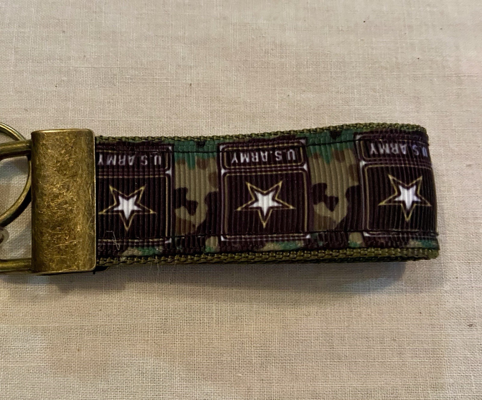 US Army 4” Key Fob With Charm Depicting An Eagle Attached