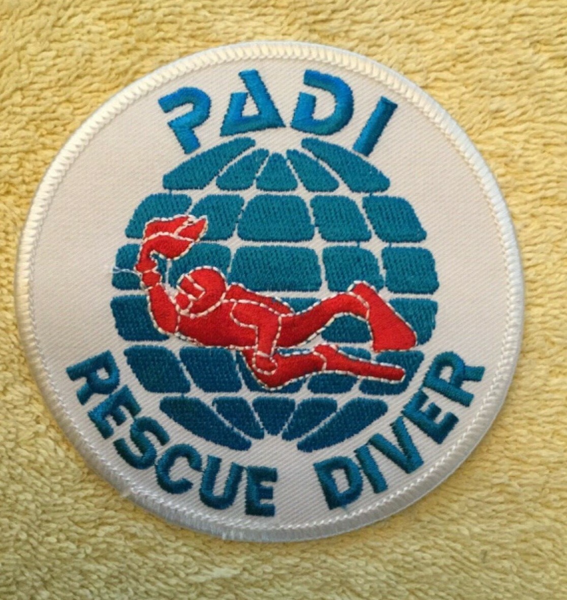 PADI RESCUE DIVER & DIVEMASTER SCUBA PATCHES