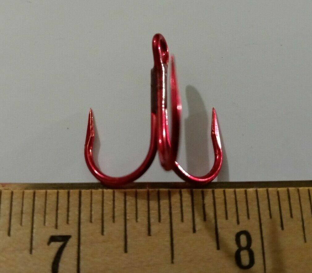 30 Eagle Claw Round bend #2 barbless Red Treble Hooks. 3X  replacement hook