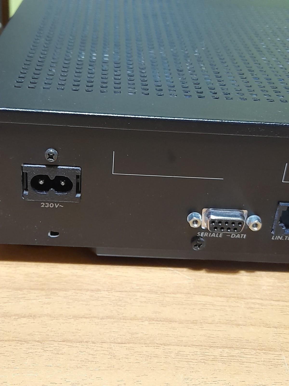 GOLD BOX DECODER MODEL SMB 2700