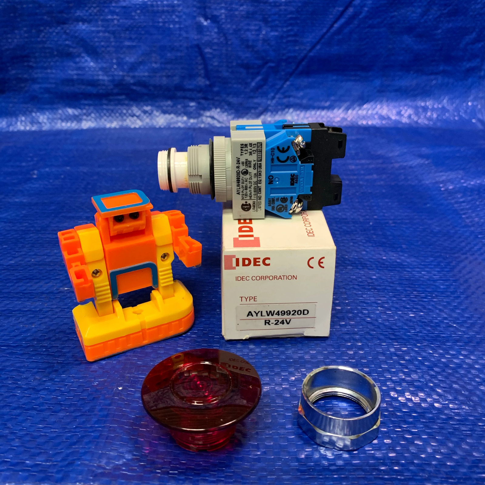 Idec AYLW49920 R-24V Push Button, Red Knob (Open Box)