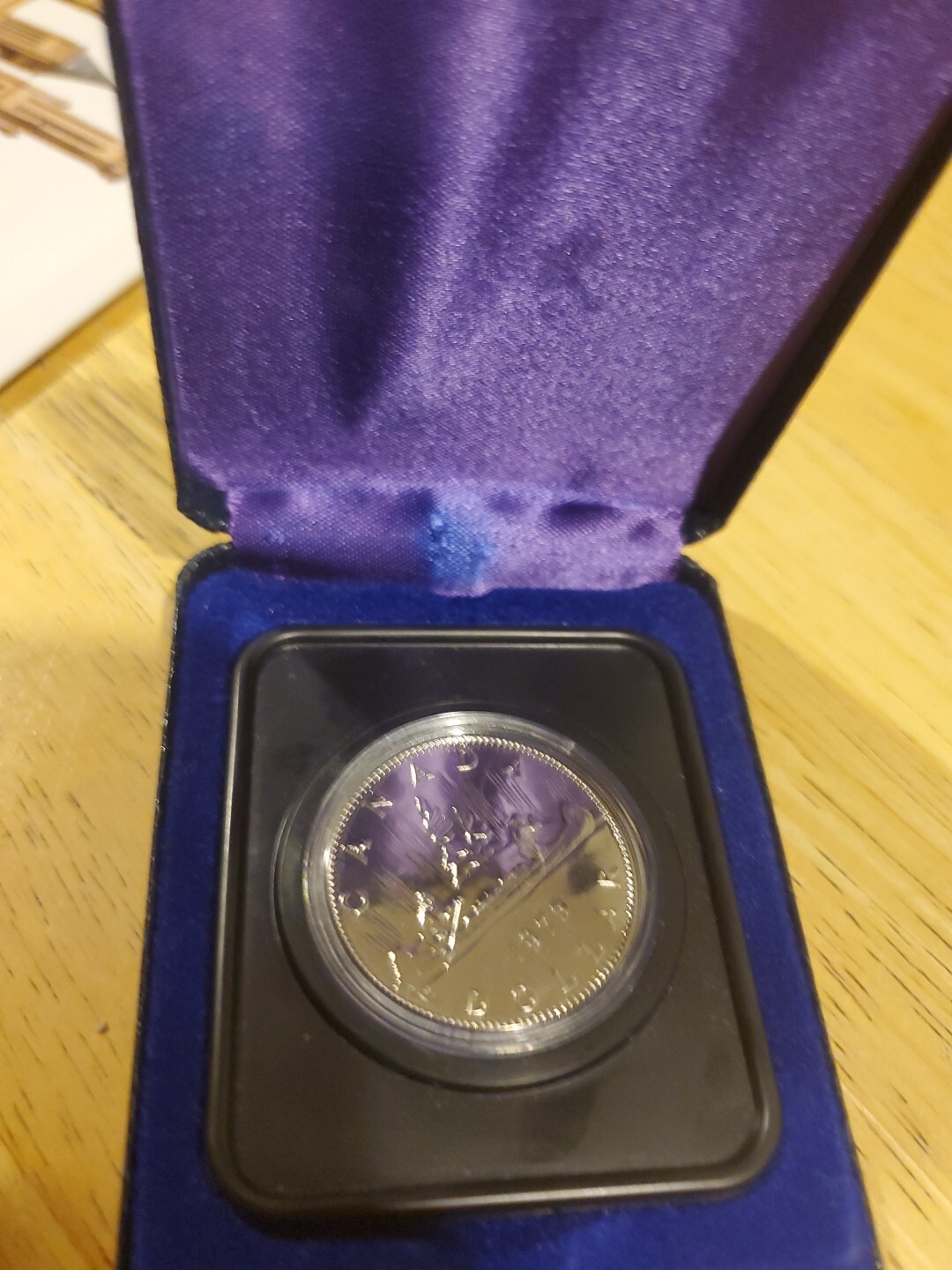 1975 CANADA SILVER Dollar Voyager Never Removed From Plastic Case