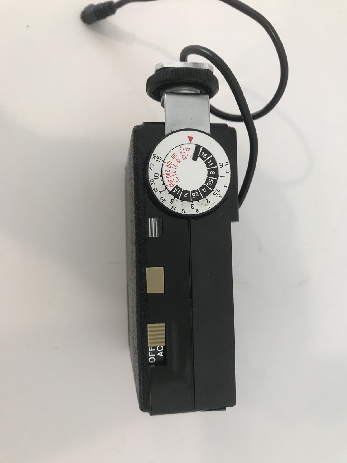Canon Speedlite 102 Flash Electronic
