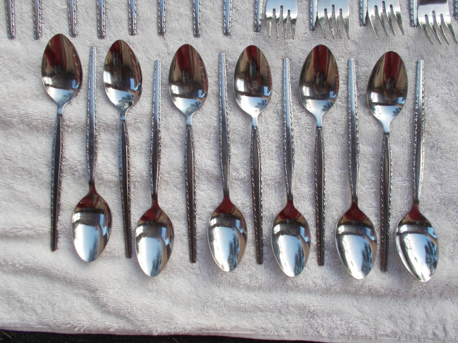 12 Place 60pcs Rogers Stanley Roberts ENSENADA Stainless Flatware Setting set