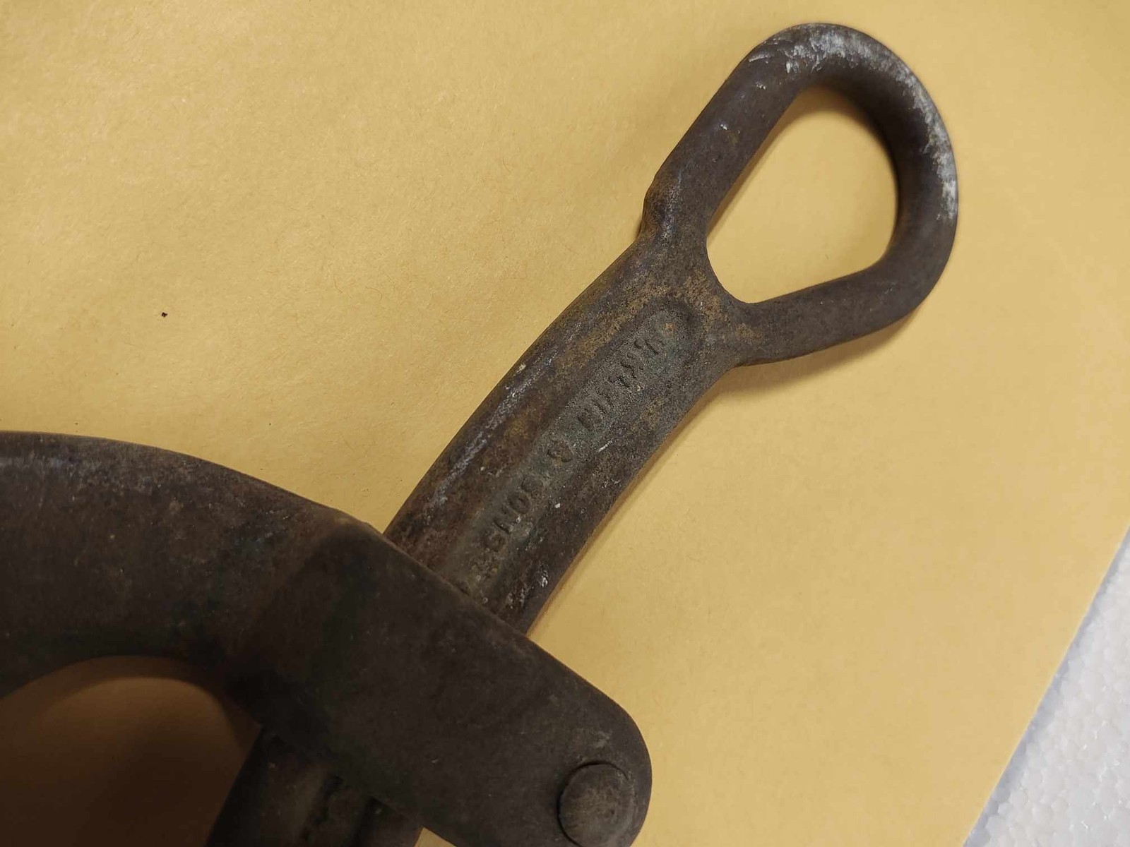 Klein & Sons Co. - Grip Cable Wire Puller 1604-20 - 5000lbs. .125" to .5"