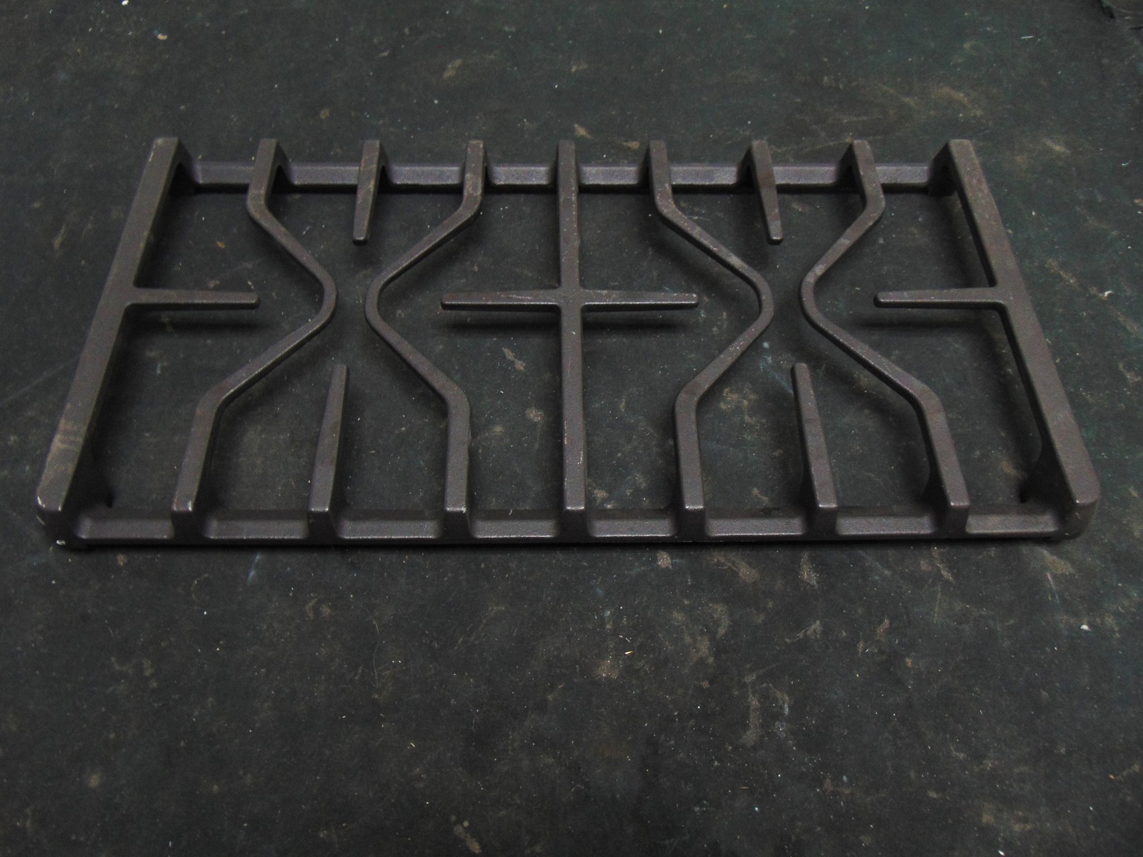 GE JGBS86SPSS Gas Range Side Burner Grate WB31X24736