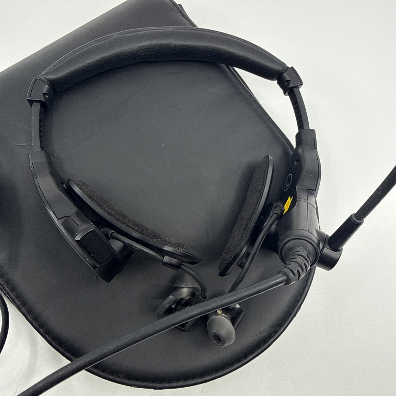 Bose Proflight Series 2 Aviation Headset w/ Bluetooth and Dual Plug Cable 424411
