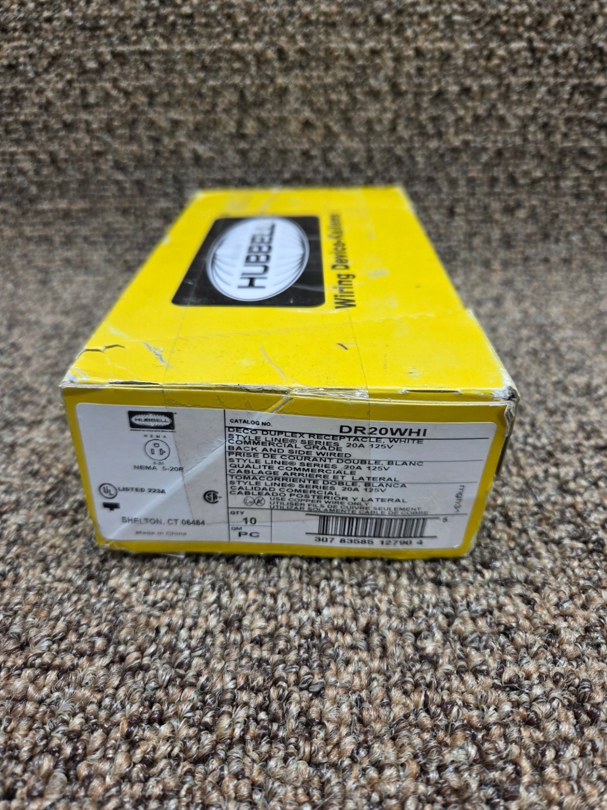 (10) Hubbell DR20WHI Deco Duplex Receptacle WHITE 20A 125V Commercial NEMA 5-20R
