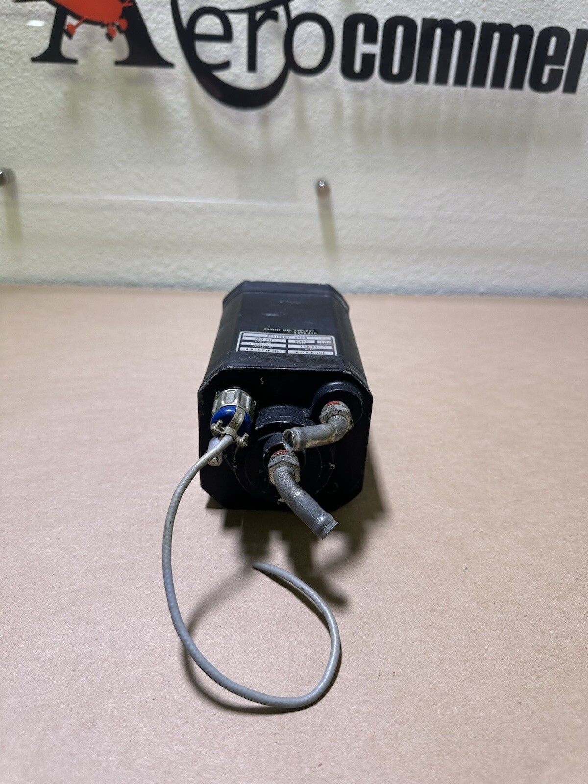 AIM Attitude Gyro 52D66 700-2CF (2665)