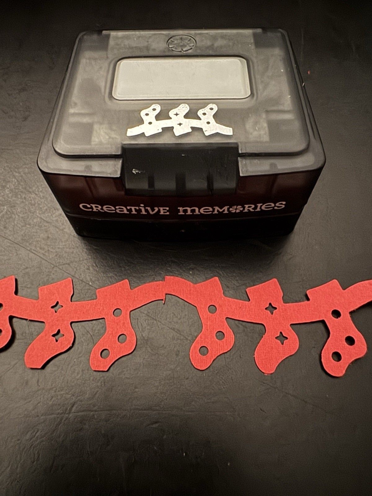 Creative Memories Christmas Stocking Chain Border Maker Cartridge