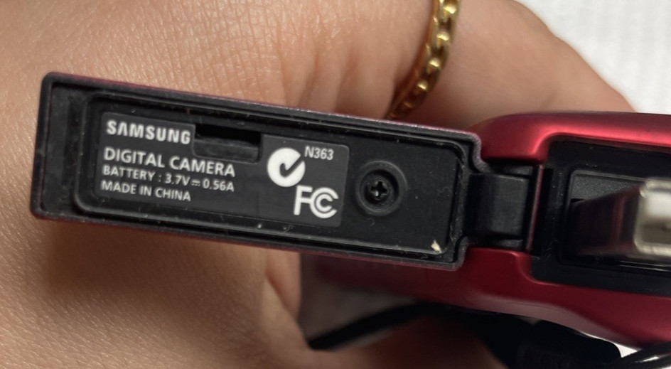 Samsung HMX-W190RN/XAA Camcorder/Camera Waterproof/WORKING