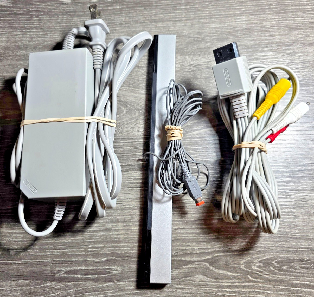 Official OEM Nintendo Wii Power Supply AC Adapter Sensor Bar AV Cords Set Lot