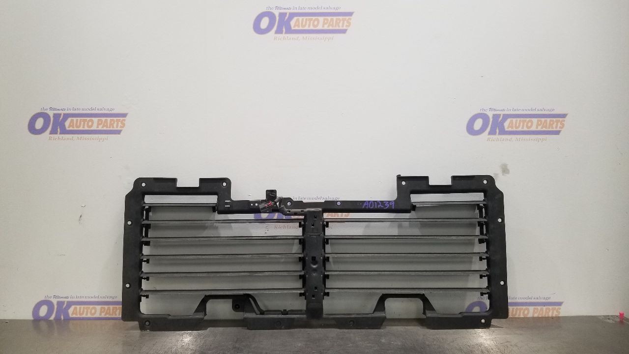 20 GMC YUKON DENALI XL 6.2L AIR SHUTTER ASSEMBLY